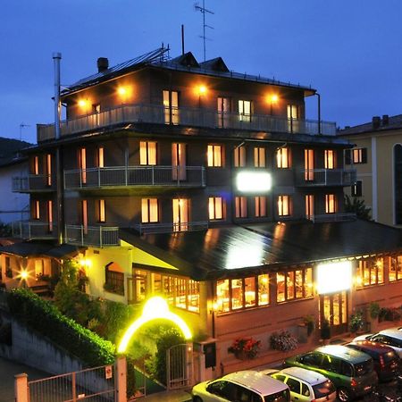 Hotel Ferro Di Cavallo Pavullo nel Frignano Buitenkant foto
