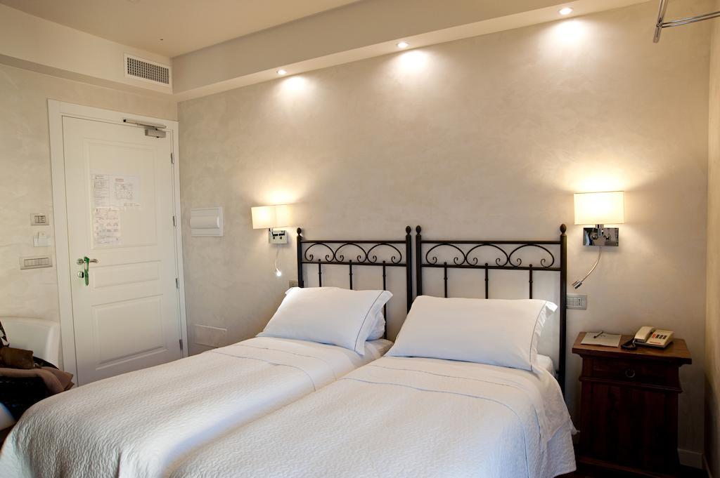 Hotel Ferro Di Cavallo Pavullo nel Frignano Kamer foto