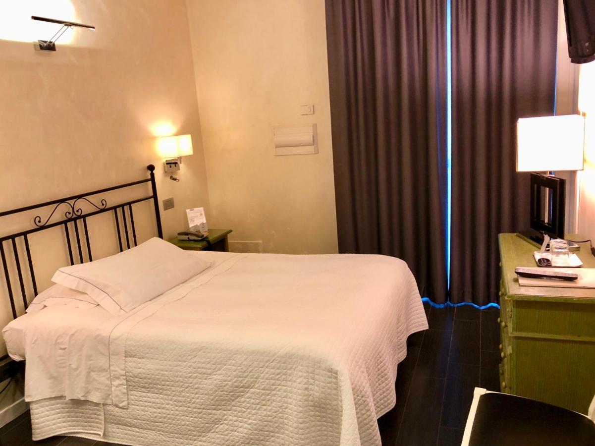 Hotel Ferro Di Cavallo Pavullo nel Frignano Buitenkant foto